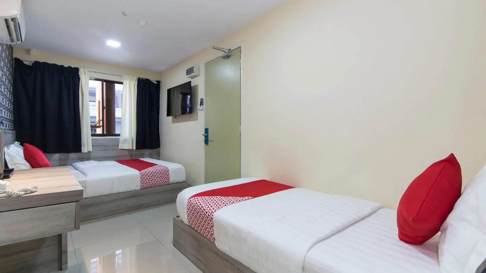 Oyo 552 Hotel Kl Centre Point Kuala Lumpur 2*,